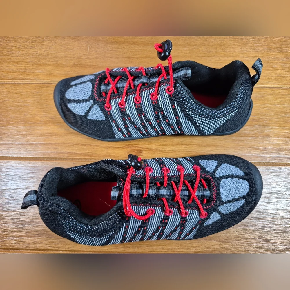 Athletic Works Mens‎ Knit Aqua Shoes - Size 7/8